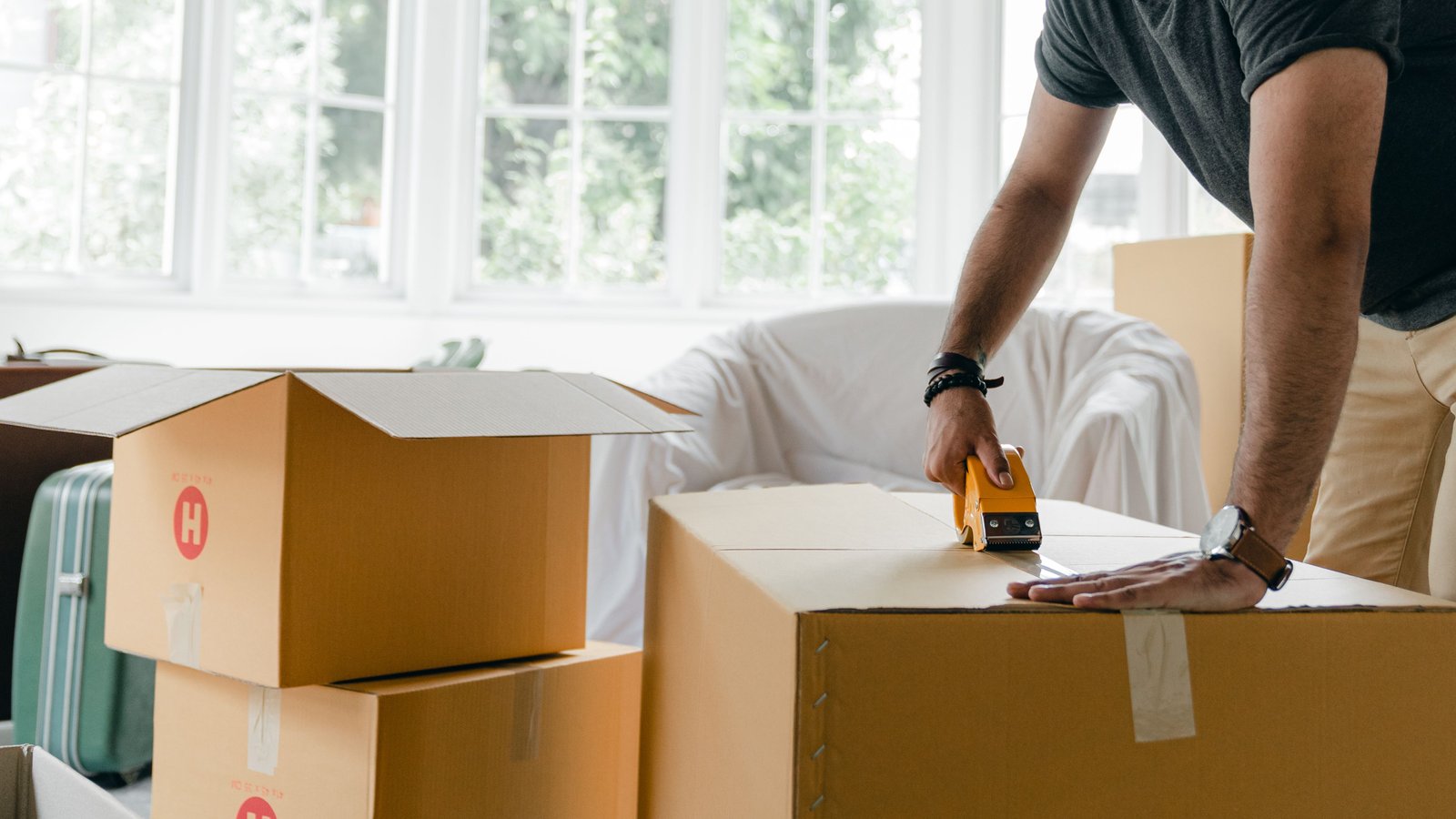 Local Moving in action